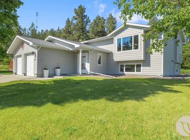 2408 S Pryor Court, Colstrip, MT 59323
