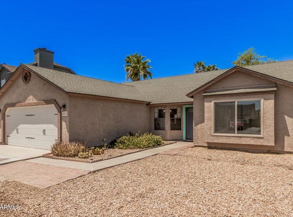 8818 W VIRGINIA Avenue, Phoenix, AZ 85037