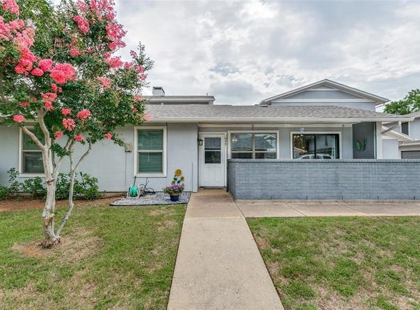 649 Timberline Drive, Hurst, TX 76053