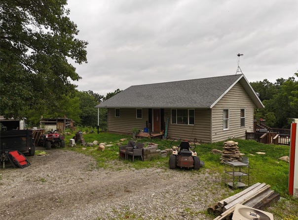 321 Beardsley Drive, Runnells, IA 50237