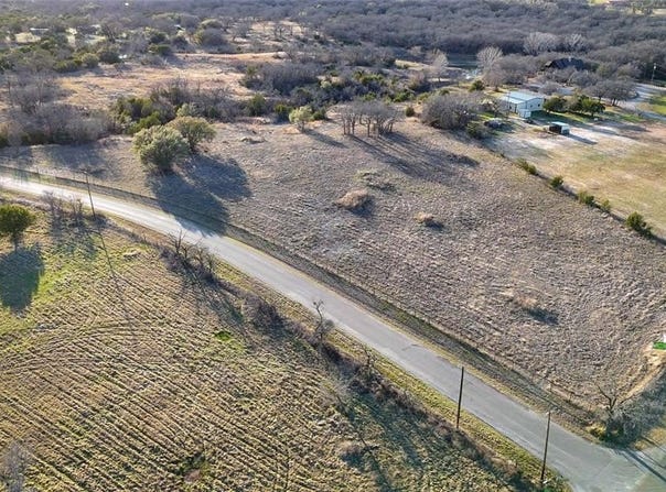 7922 Boswell Court, Lipan, TX 76462