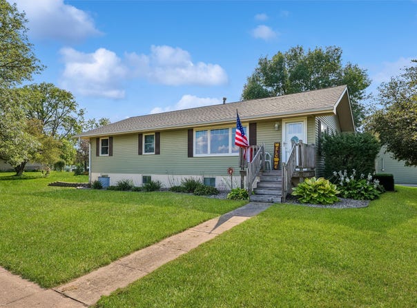200 4th Avenue, Jamaica, IA 50128