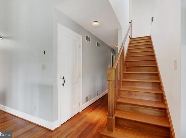 276 LAKE MEADE DRIVE, EAST BERLIN, PA 17316