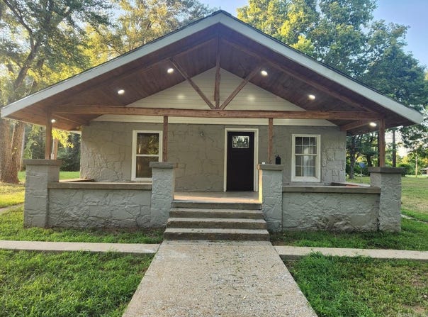 200 Cool Mist Lane, Batesville, AR 72501
