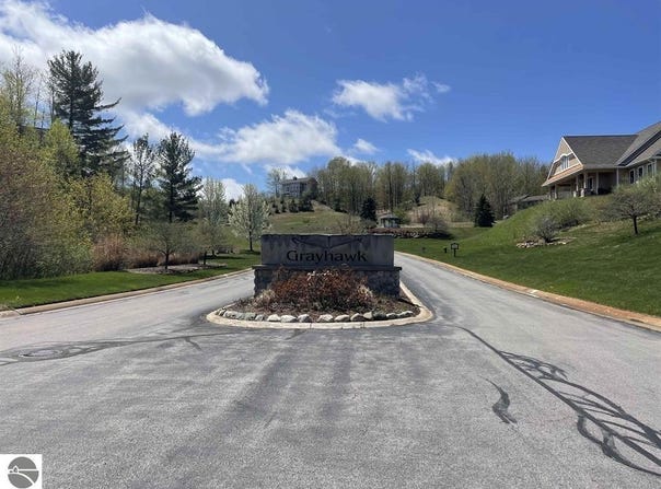 4863 Grayhawk Boulevard, Traverse City, MI 49684