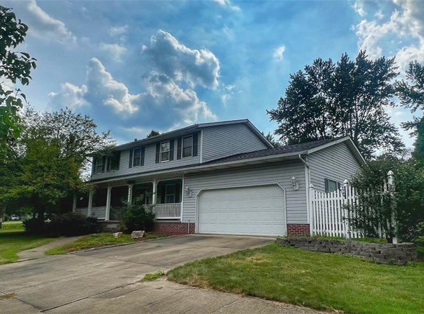 1776 Faylor Drive, Akron, OH 44312