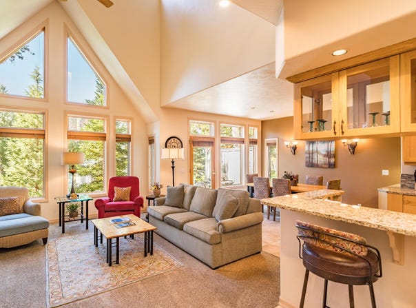 57074 Peppermill Circle, Sunriver, OR 97707