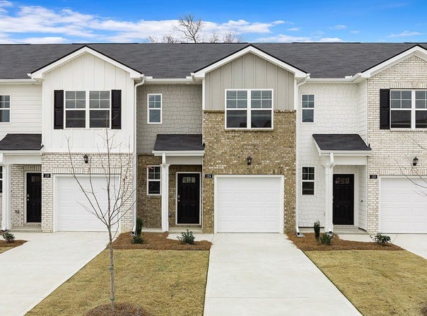 210 Kenmore Circle, Perry, GA 31069