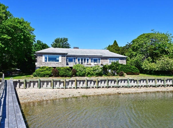 115 South Ferry Road, Shelter Island, NY 11964