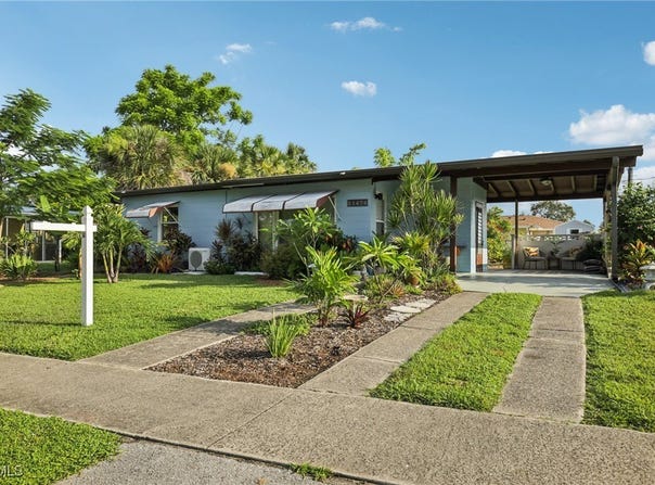 21476 Augusta Avenue, Port Charlotte, FL 33952