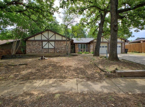8204 Starnes Road, North Richland Hills, TX 76182