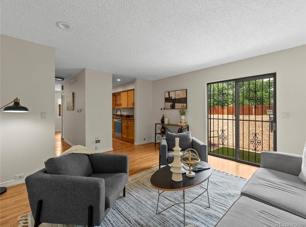 1060 S Parker Road, Denver, CO 80231