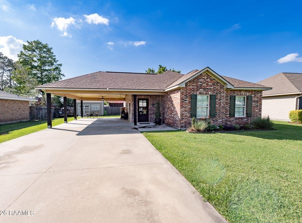 475 Broussard Street, Breaux Bridge, LA 70517