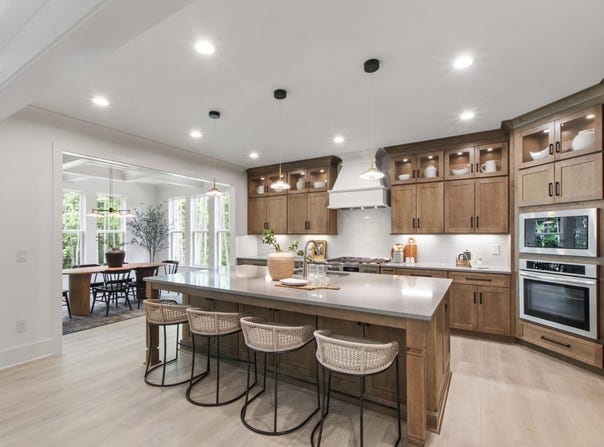 617 Darian Woods Drive, Holly Springs, NC 27540