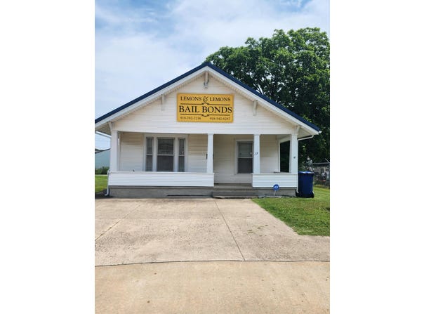 27 B Street SE, Miami, OK 74354