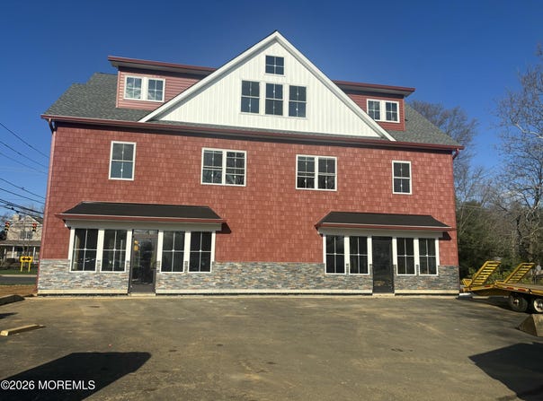 135 Apple Street, Tinton Falls, NJ 07724