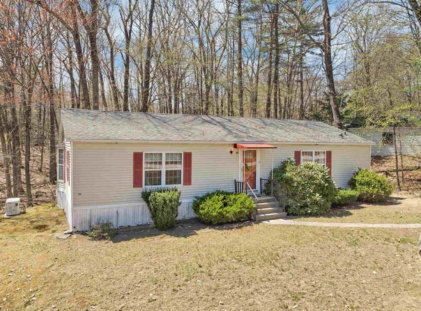 26 Birch Hill Estates Road, Wolfeboro, NH 03894