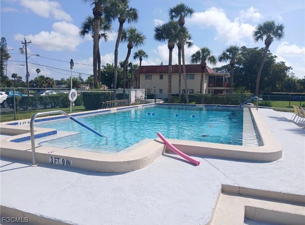 198 Joel Boulevard unit: 3, Lehigh Acres, FL 33936