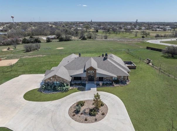 840 N Ash Street, Muenster, TX 76252