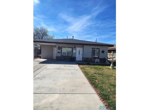 116 W Wildy St, Roswell, NM 88203
