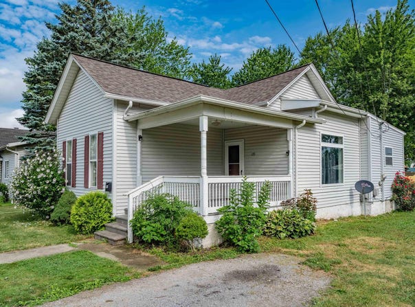 135 W Cherry Street, Butler, IN 46721