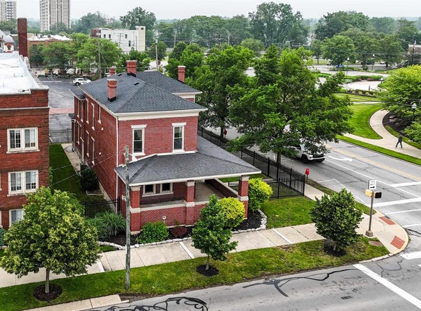 439 E Wayne Street, Fort Wayne, IN 46802