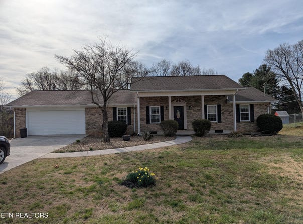641 Grandeur Drive, Talbott, TN 37877