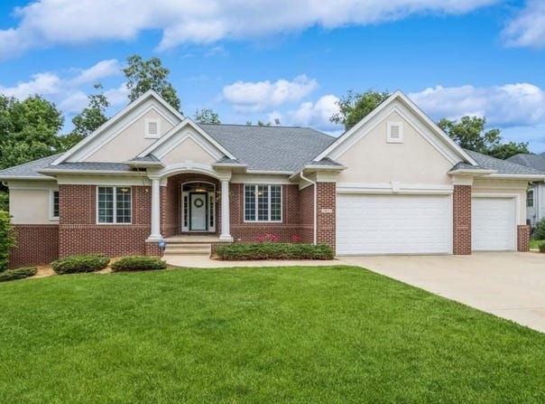 2817 Old Orchard Rd NE, CedarRapids, IA 52402