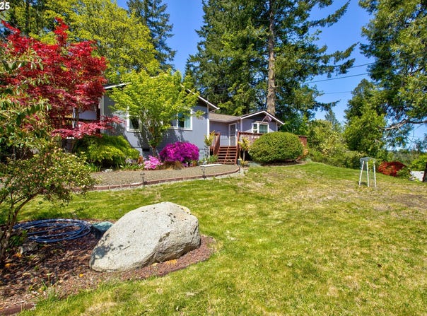 590 FAIRCHILD ST, Canyonville, OR 97417