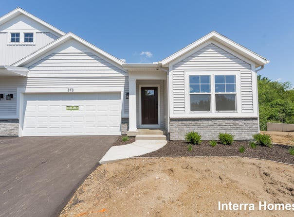 275 Hickory Valley Drive, Kalamazoo, MI 49009