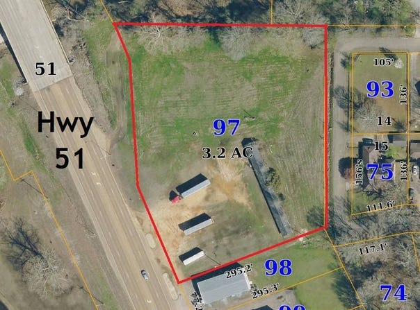 3788 Commerce Street, Grenada, MS 38901