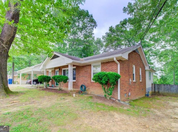 281 springdale, Winder, GA 30680