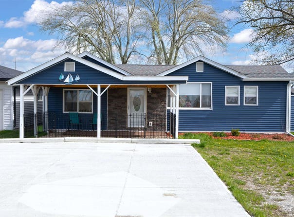6334 Marina Drive, Algonac, MI 48001
