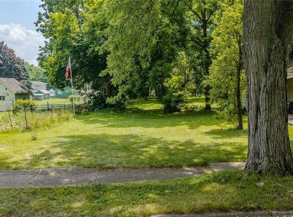 218 James Street, Canastota, NY 13032