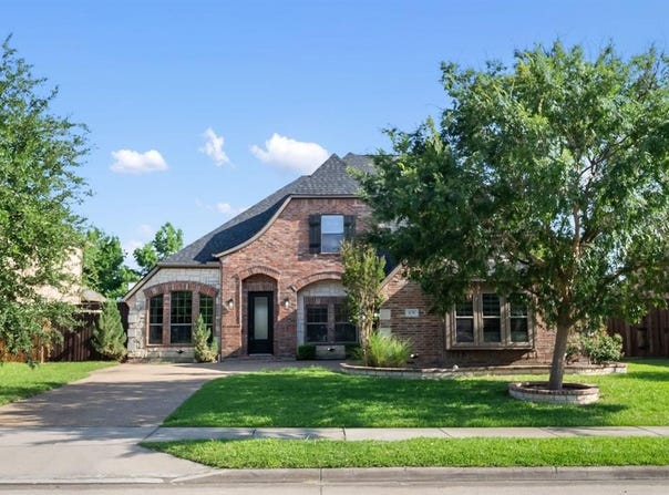 679 Burr Oak Drive, Frisco, TX 75033