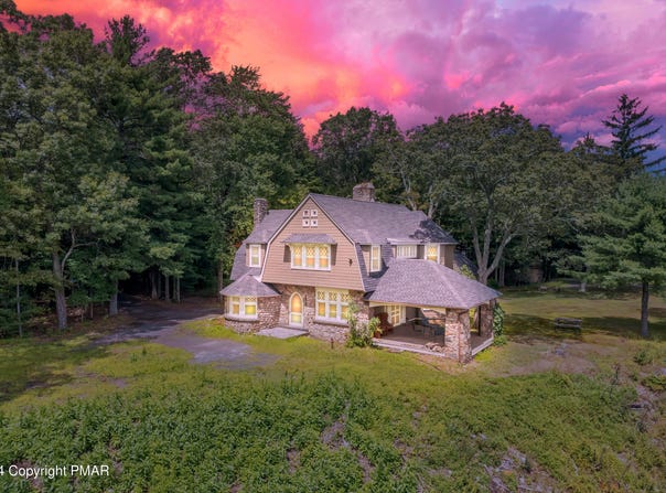 117 Stonecrop Lane, Mount Pocono, PA 18344
