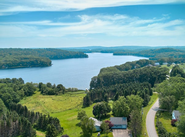 883 N Pond Road, Warren, ME 04864