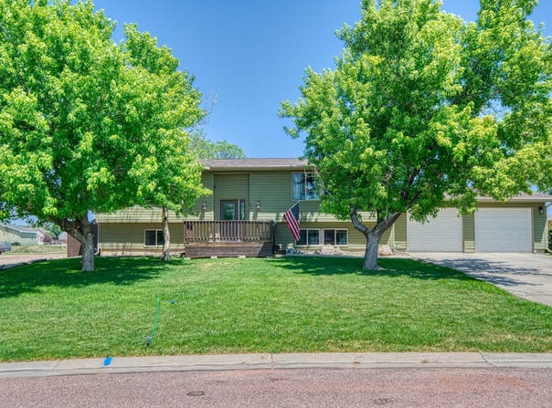 416 Sandcreek Cir -, Wright, WY 82732