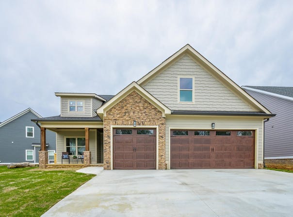 8955 Silver Maple Dr Drive, Ooltewah, TN 37363