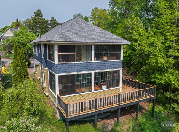 83 Shepard Ave Avenue, Saranac Lake, NY 12983