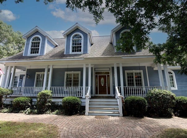 40 Country Club Drive, Bridgewater, MA 02324