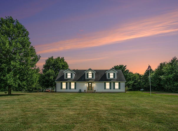 30591 Coohon Road, Colon, MI 49040