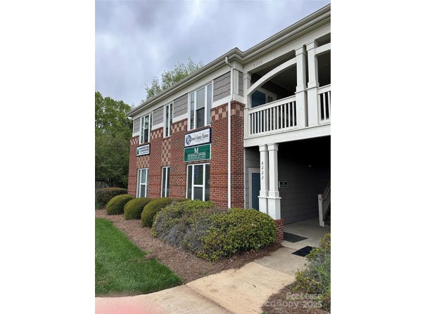 8226 Village Harbor Drive, Cornelius, NC 28031