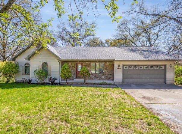 11021 Heather Lane, Canadian Lakes, MI 49346