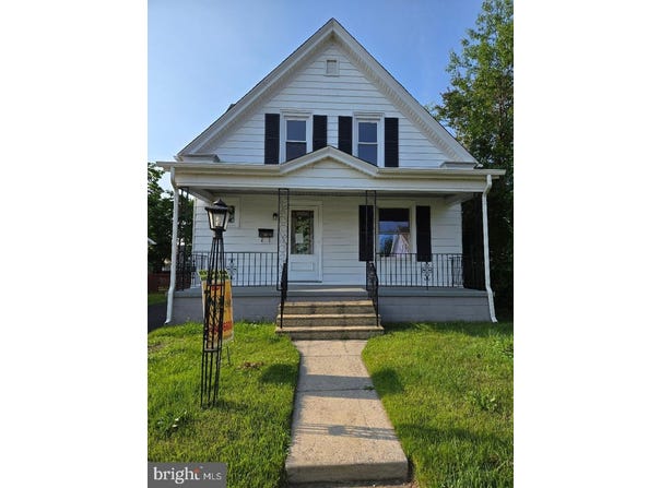 108 THOMSON AVENUE, PAULSBORO, NJ 08066
