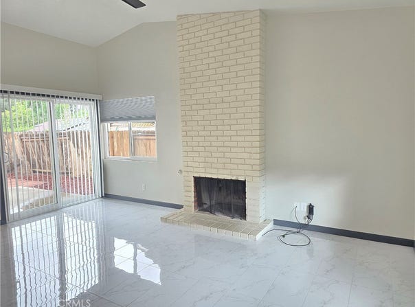 827 Willow Tree, Fallbrook, CA 92028