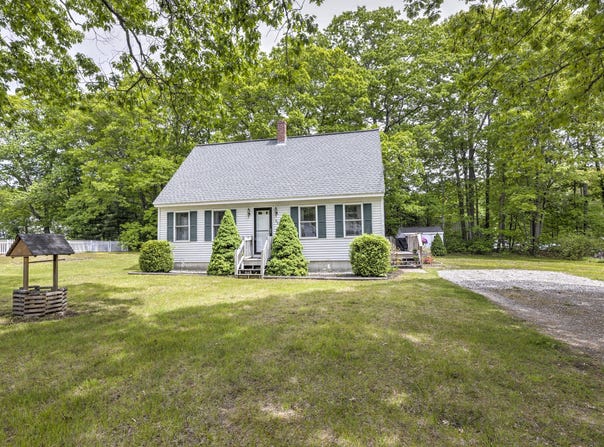 35 Grayson Street, Biddeford, ME 04005