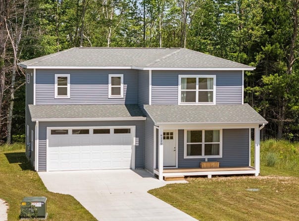 9220 S Flaska Drive, Cedar, MI 49621