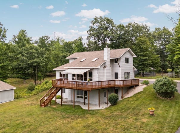 10746 Deal Road, Williamsburg, MI 49690