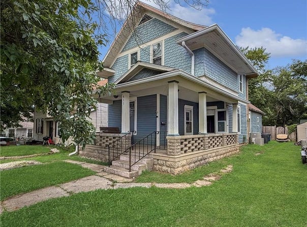 411 N College Avenue, Warrensburg, MO 64093